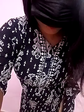 Snapshot of Beauty-khan chatting on March 2025 11:23:02 PM Beauty-khan online show from March 2025 11:23:02 PM