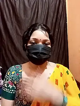 Snapshot of Beauty-khan chatting on September 2025 07:25:01 PM Beauty-khan online show from September 2025 07:25:01 PM