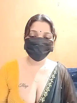 Snapshot of Beauty-khan chatting on September 2025 08:14:01 PM Beauty-khan online show from September 2025 08:14:01 PM