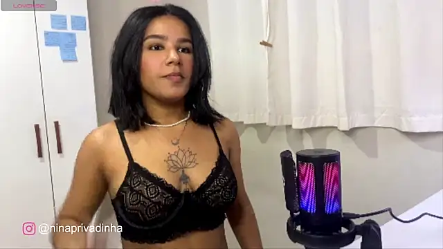 ninapego online show from February 2025 11:43:01 PM