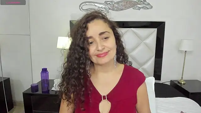  luna  sweet  online show from February 2025 09:08:01 AM