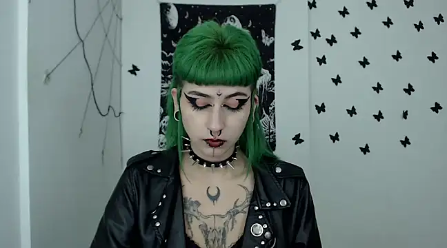 Snapshot of n0sferatus__ chatting on December 2024 01:59:02 AM n0sferatus online show from December 2024 01:59:02 AM