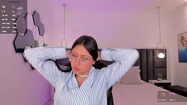 AmberLewis  online show from October 2025 03:10:02 AM