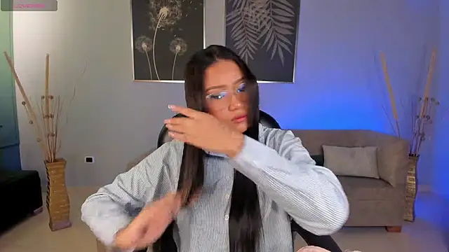 AmberLewis  online show from November 2025 10:52:02 PM