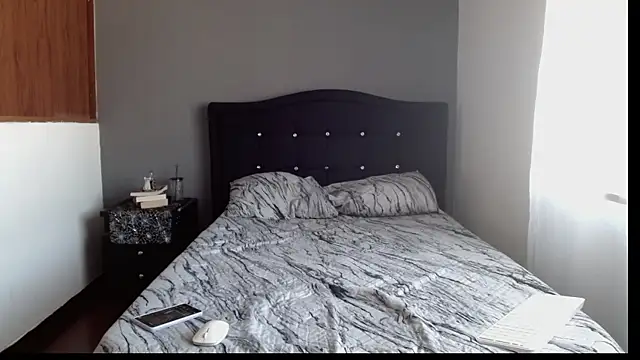 Snapshot of Emilia_1995 chatting on January 2025 01:43:01 PM Emilia 1995 online show from January 2025 01:43:01 PM