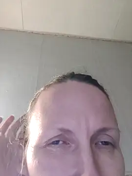 Evelina cute online show from January 2025 08:25:02 PM