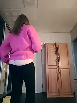 Evelina cute online show from October 2025 02:50:01 PM