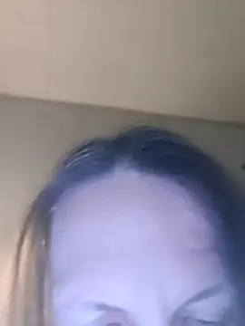 Evelina cute online show from November 2025 05:28:02 PM