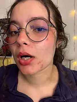 Snapshot of Antoniart_ chatting on March 2025 02:18:02 AM Antoniart online show from March 2025 02:18:02 AM