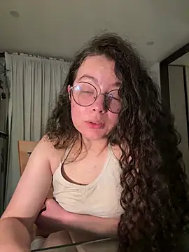 Snapshot of Antoniart_ chatting on March 2025 07:20:01 AM Antoniart online show from March 2025 07:20:01 AM