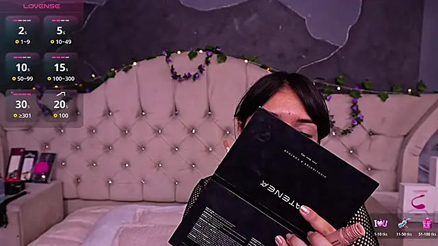 AmberGreyy  online show from April 2026 05:33:01 PM