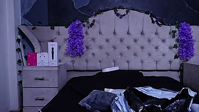 AmberGreyy  online show from July 2026 07:39:01 PM