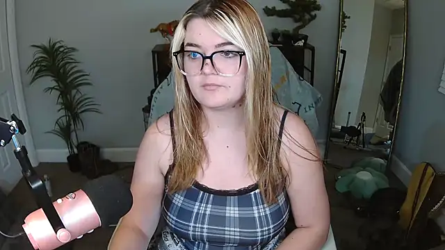 rodeobrii online show from February 2026 01:24:02 AM