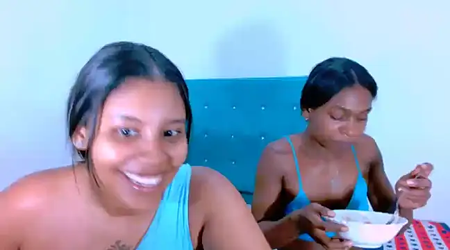 Snapshot of ladypussy69 chatting on December 2024 12:09:01 AM ladypussy69 online show from December 2024 12:09:01 AM