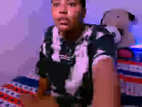 Snapshot of ladypussy69 chatting on November 2025 12:21:02 AM ladypussy69 online show from November 2025 12:21:02 AM