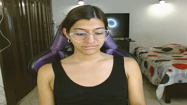 engielphoenis14 online show from May 2026 01:23:01 AM