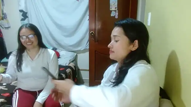 clayre and jill online show from February 2026 03:43:01 AM