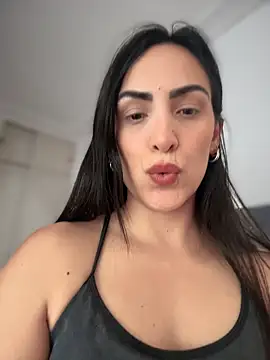 alessandra-a online show from November 2025 09:31:02 PM