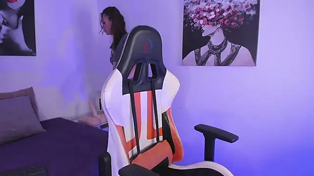 Snapshot of _Victoria____ chatting on December 2024 08:26:02 PM Victoria online show from December 2024 08:26:02 PM