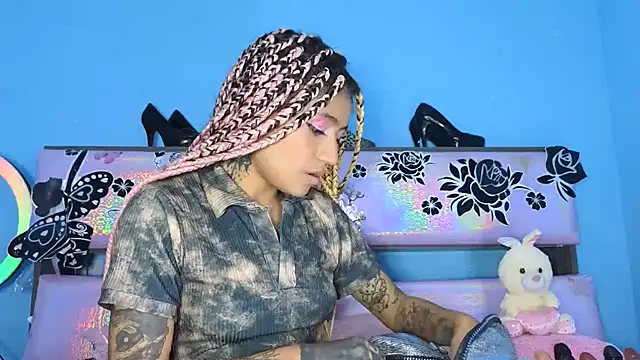 Snapshot of gabbiefoxthx chatting on January 2025 10:23:02 AM gabbiefoxthx online show from January 2025 10:23:02 AM