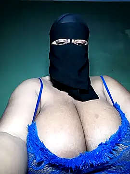 Snapshot of Loly_mor chatting on January 2025 05:11:02 AM Loly mor online show from January 2025 05:11:02 AM