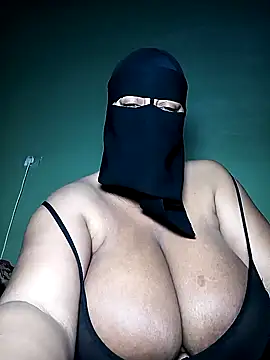 Snapshot of Loly_mor chatting on January 2025 05:24:01 AM Loly mor online show from January 2025 05:24:01 AM