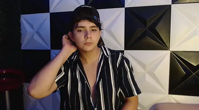 Dani cumboy online show from February 2025 07:23:01 AM