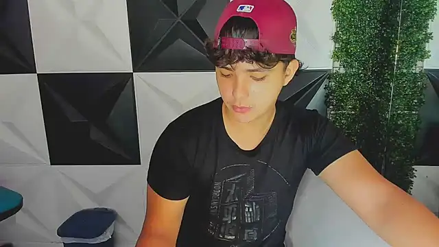 Dani cumboy online show from October 2025 02:19:01 PM