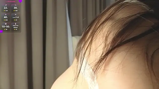 Snapshot of SallyReidj chatting on March 2026 01:27:02 AM SallyReidj online show from March 2026 01:27:02 AM