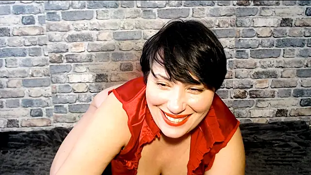 moly rushh online show from March 2026 11:35:01 AM