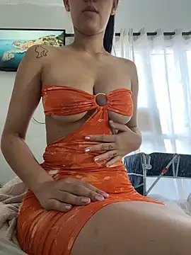 Snapshot of AngelVick08 chatting on February 2025 09:24:01 AM AngelVick08 online show from February 2025 09:24:01 AM