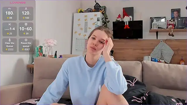 Girl alone home online show from February 2026 03:46:01 AM