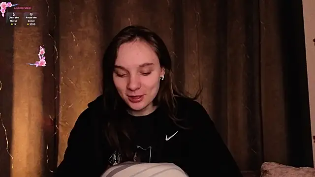 NaokoStifel online show from February 2026 01:04:02 AM