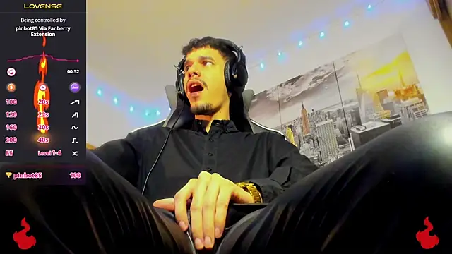 Snapshot of BRAYHAMBROWN chatting on September 2025 04:14:02 AM BRAYHAMBROWN online show from September 2025 04:14:02 AM