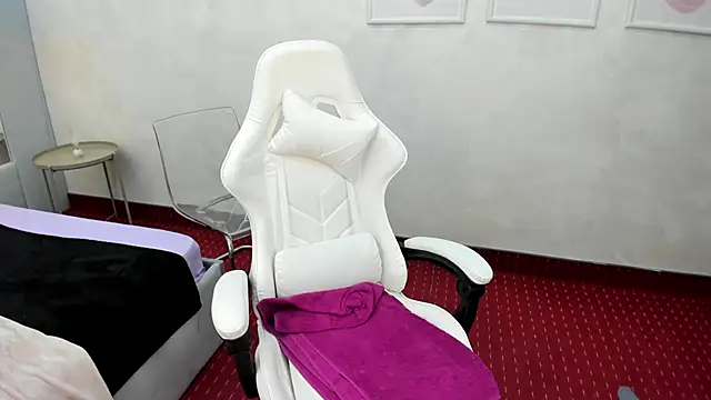 patriciakeys online show from February 2025 06:36:02 AM