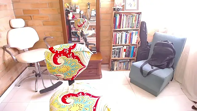 VioletaGomezCo online show from September 2025 01:56:01 PM