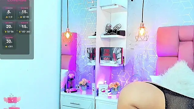 Zoebraham online show from February 2025 10:41:01 PM