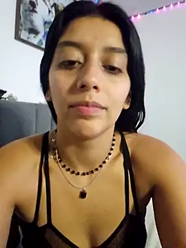 BrittanyDiaz online show from October 2025 07:10:02 PM