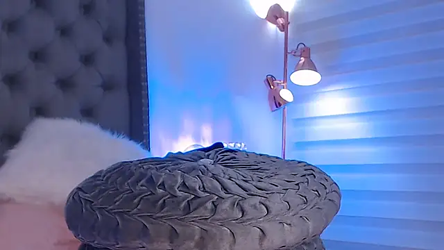 Snapshot of KathaLove chatting on February 2025 06:02:01 AM KathaLove online show from February 2025 06:02:01 AM