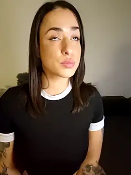 LydiaMaus96 online show from February 2026 04:21:02 PM