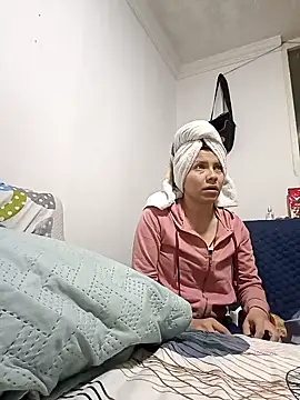 karlamorris  online show from January 2025 12:47:01 PM