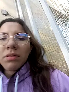 karlamorris  online show from January 2025 01:00:02 PM