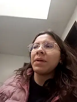 karlamorris  online show from February 2025 01:15:02 PM