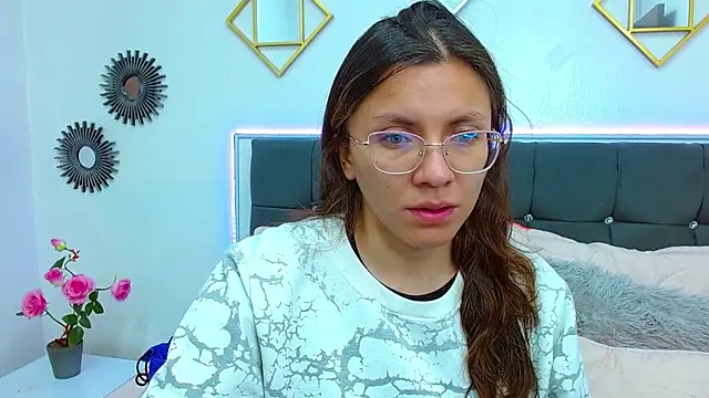 karlamorris  online show from March 2025 02:32:02 PM