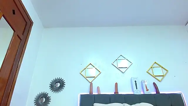 karlamorris  online show from March 2025 05:17:02 PM