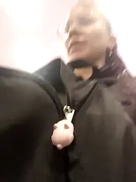 karlamorris  online show from September 2025 01:22:01 PM