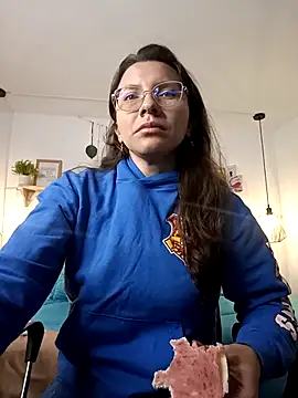 karlamorris  online show from September 2025 01:22:01 PM