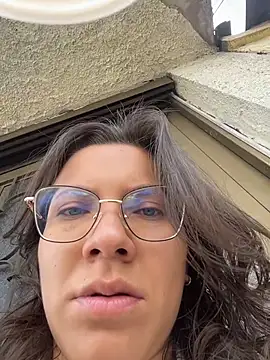 karlamorris  online show from May 2026 01:05:02 PM