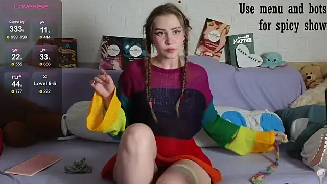 Snapshot of Evelina_Mi4 chatting on January 2025 09:07:01 PM Evelina Mi4 online show from January 2025 09:07:01 PM