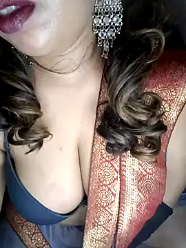 Snapshot of Leo_shreya_888 chatting on December 2024 07:16:01 PM Leo shreya 888 online show from December 2024 07:16:01 PM